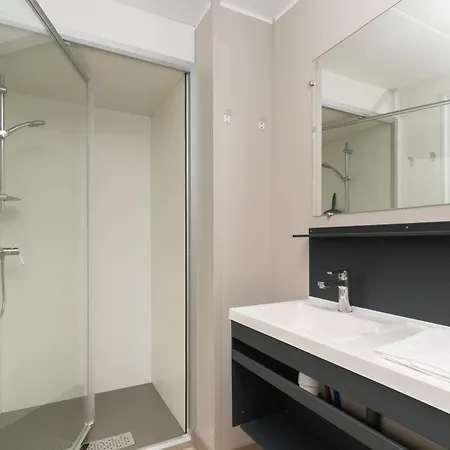 Village Tahiti אתר קמפינג